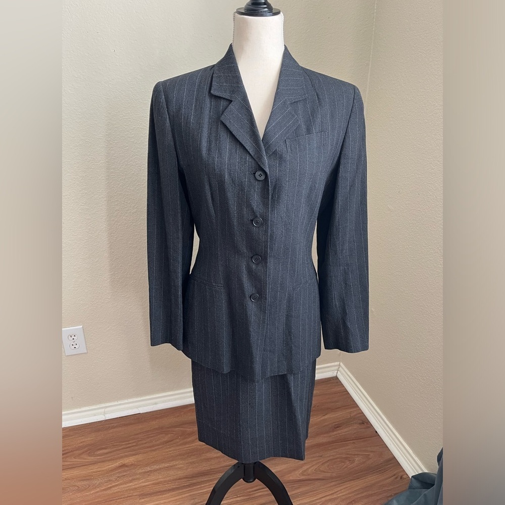 ICB Linen Blend 2 Piece Skirt Pin Stripe Suit Size 8